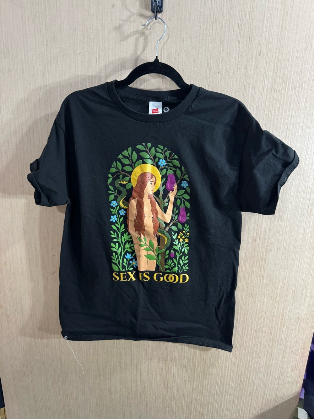 Hanes Slutcon Black Graphic Tee with Colorful Botanical Print Size Medium